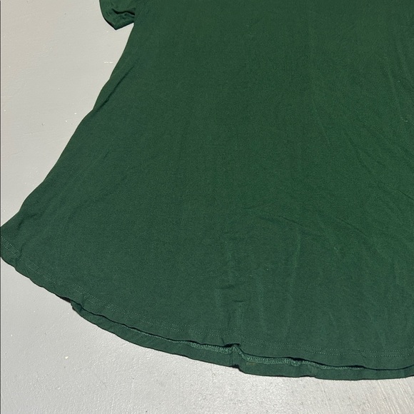 Esenchel Green Short Sleeve Shirt (Women’s XL) - Picture 2 of 8